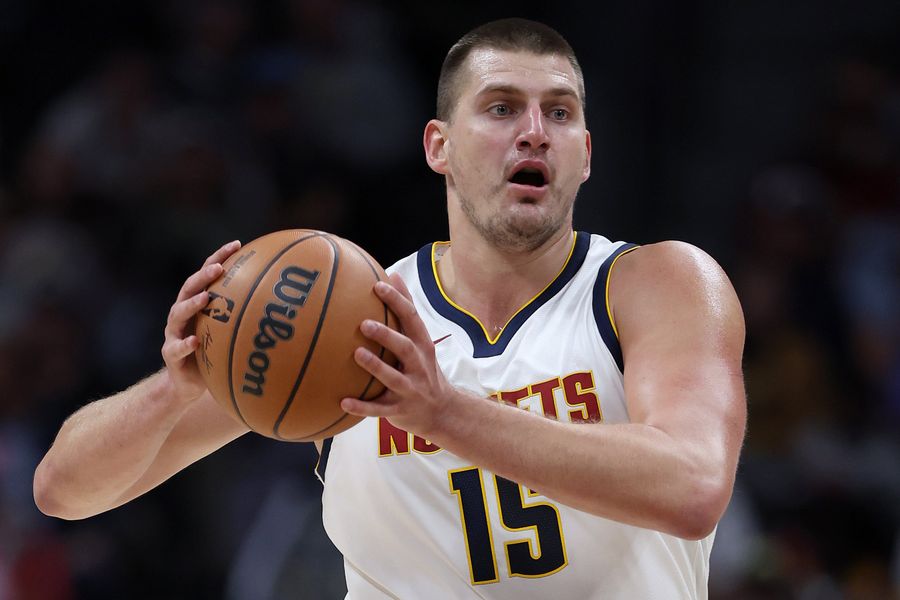 Charles Barkley critica a TNT por excluir a Nikola Jokić de la promoción