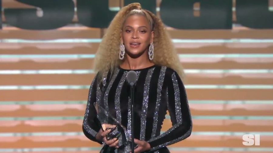 Beyoncé Makes Surprise Appearance To Present Colin Kaepernick With <i>Sports Illustrated</i> Award