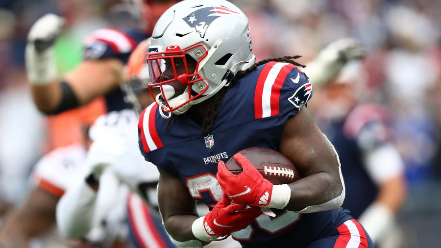 <em>Thursday Night Football</em>, Week 11: Rhamondre Stevenson has the tools to be a feature back in the NFL