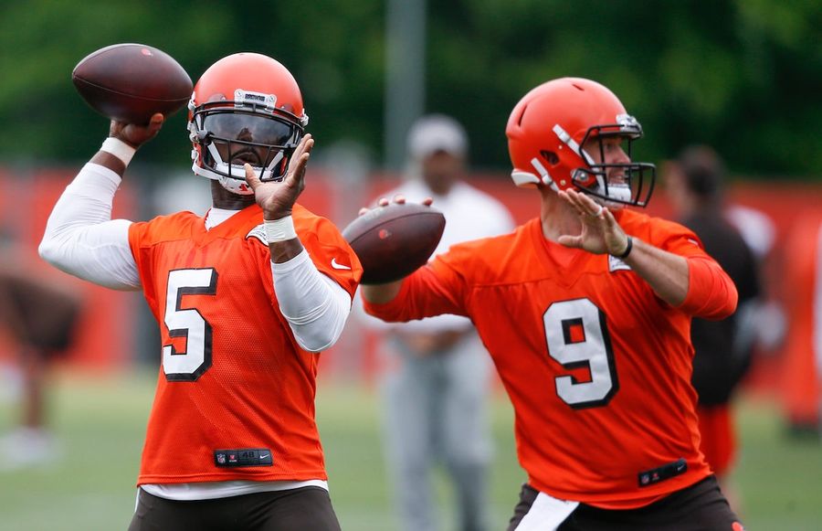 Hue Jackson Tries To Motivate Browns By Inadvertently Making Their Helmets Look Cooler