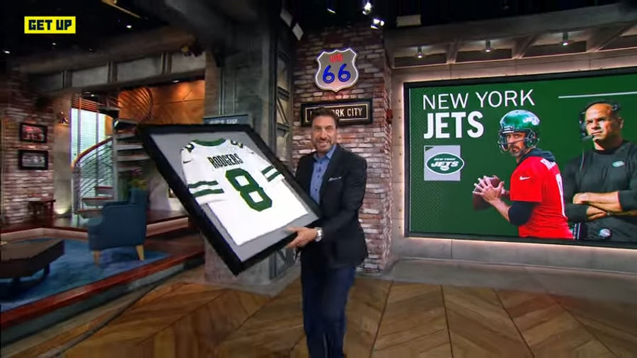 Fred Toucher interrupts Jets talk to call Mike Greenberg a 'no-talent pr*ck'
