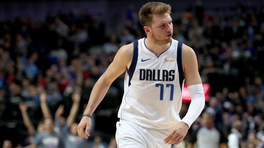 Luka Dončić Does Cool Things