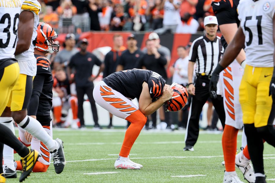 Week 1 Takeaways: The garbage kicking, field-goal missing, place-kicking phenomenon that opened the 2022 NFL season
