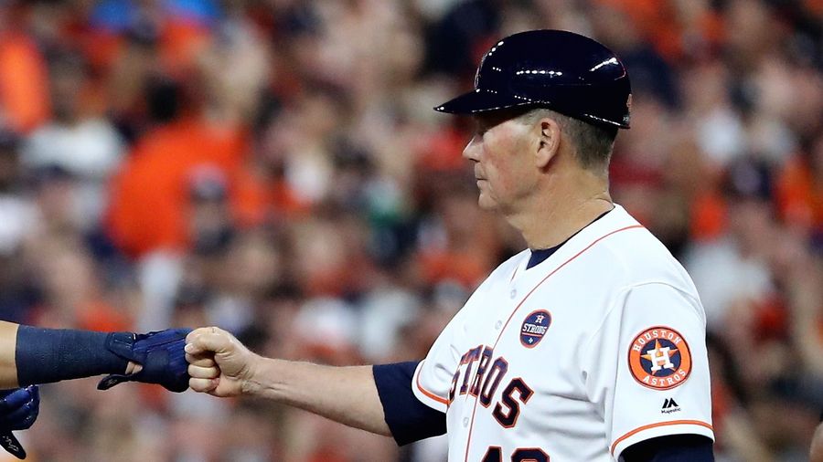 Report: Astros Coach Rich Dauer Was Rushed From World Series Parade For Life-Saving Surgery 