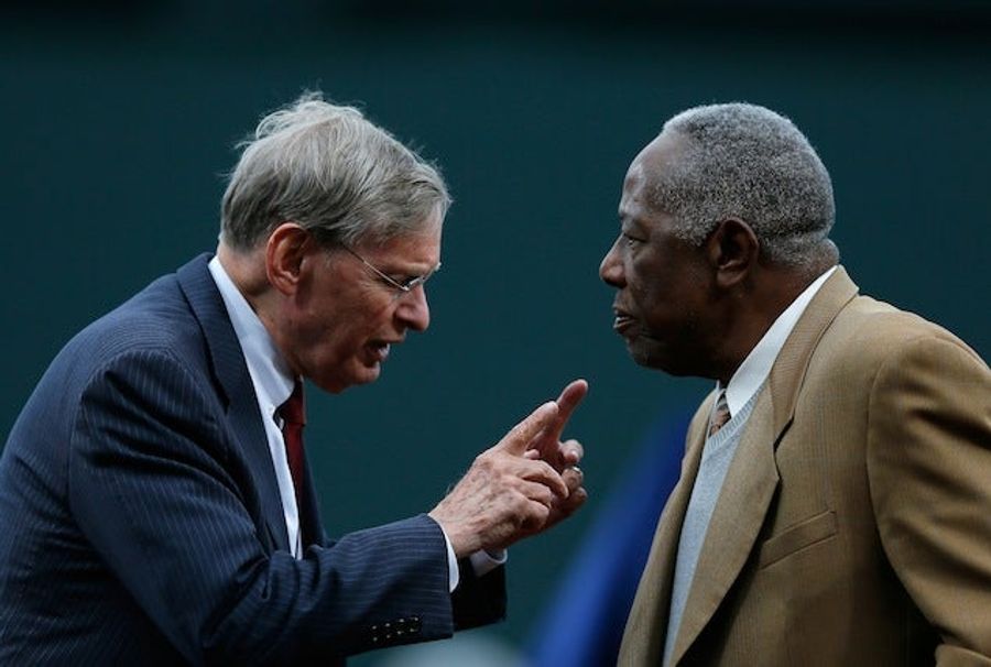 How The Media Abuse Hank Aaron
