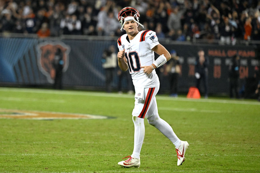 One Drake Maye Mistake Loomed Large in Patriots’ Loss to the Bears