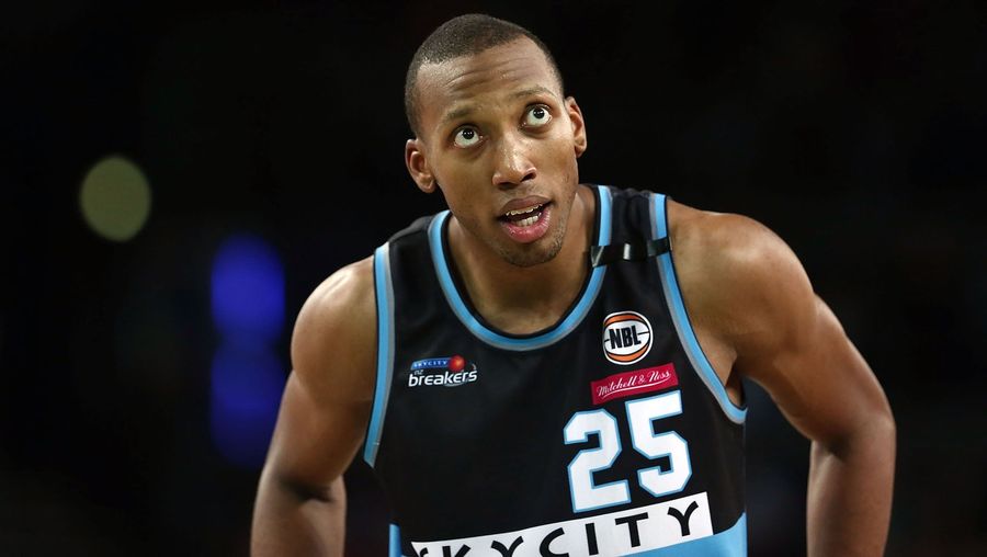 Basketball Player&#39;s Eye Pops Out Of Socket In Really Gross Injury [Graphic]<em></em>