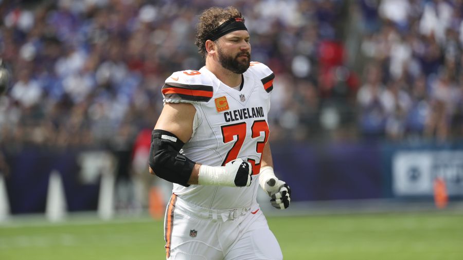 Joe Thomas Endures 10,000 Consecutive Snaps With The Browns