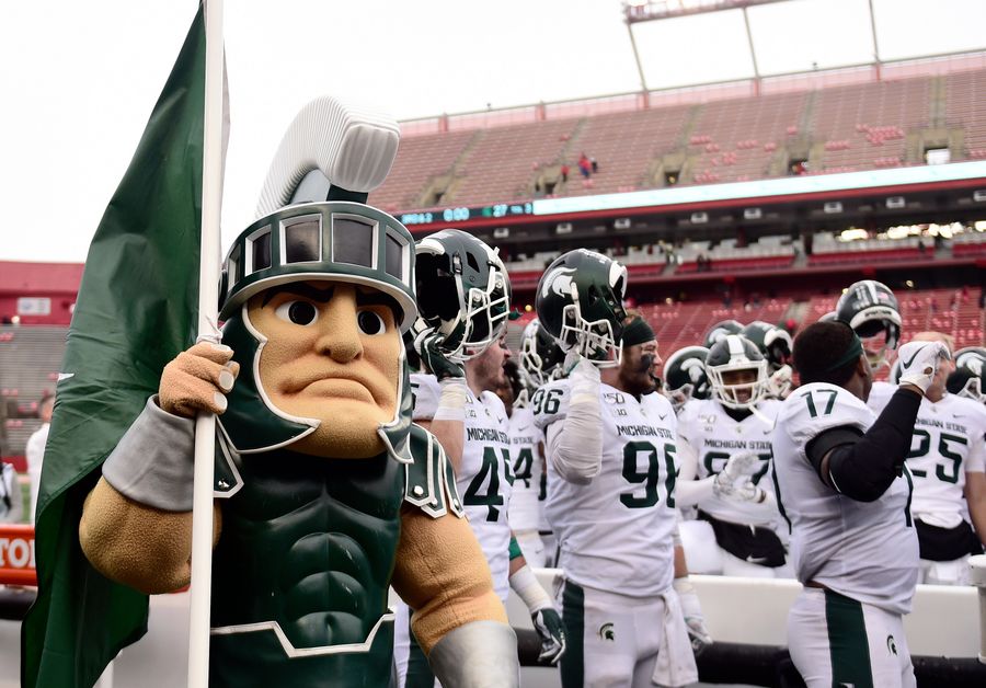 Rutgers Joins Michigan St. in Quarantining Entire Team, College Players Wonder Why the Season is Even Happening