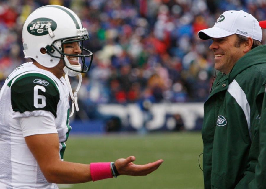 The Jets Are A Dynasty Of Quarterback Mentorship