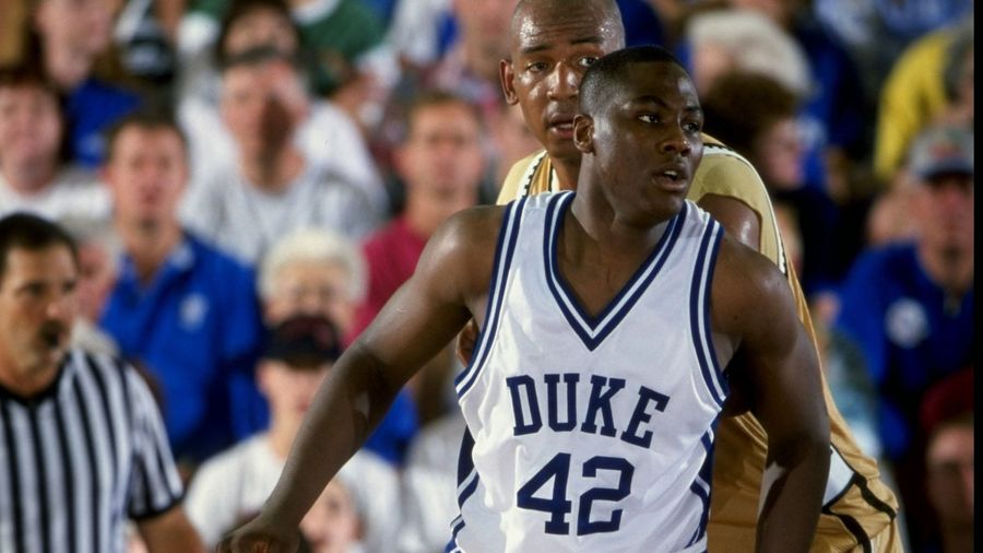 Remember When A Duke Alum Wrote This Very Bad Letter To Elton Brand?