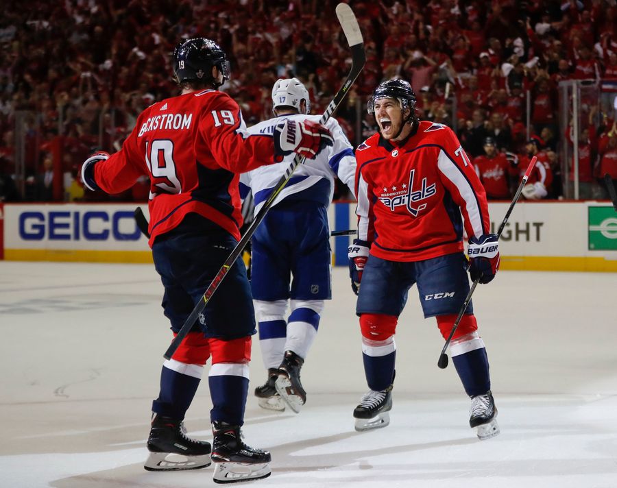 I'm In Awe Of This Nicklas Backstrom Pass
