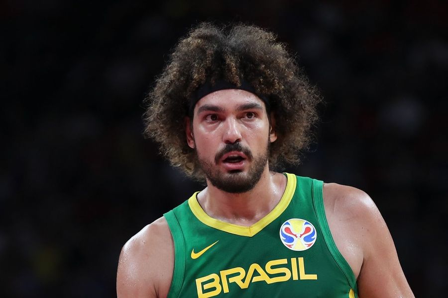 38-year-old Anderson Varejão, who’s been getting paid by the Portland Trail Blazers, is returning to the NBA