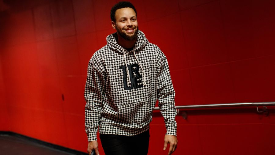 Don’t call it a comeback — Steph Curry returns for the Warriors