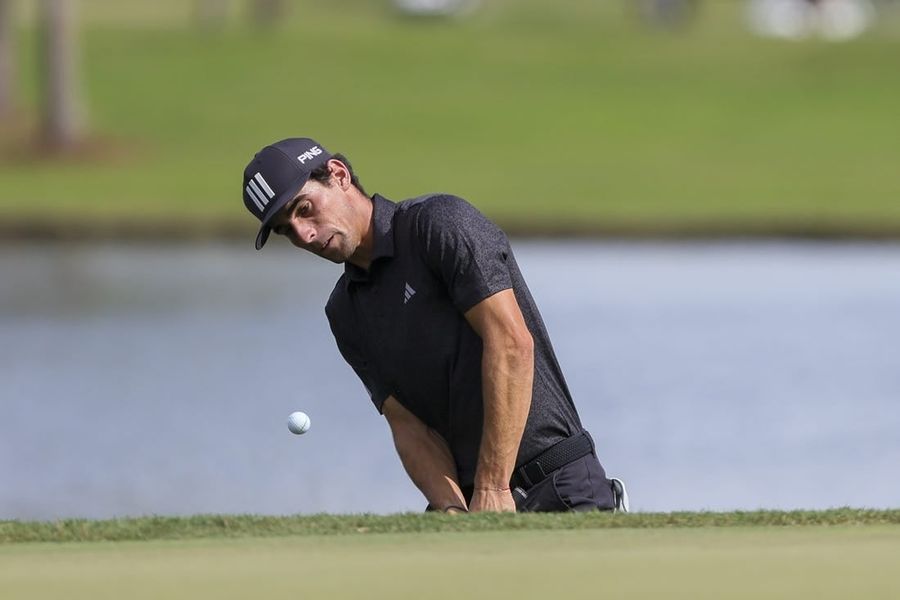 Joaquin Niemann owns 4-shot lead at Mayakoba