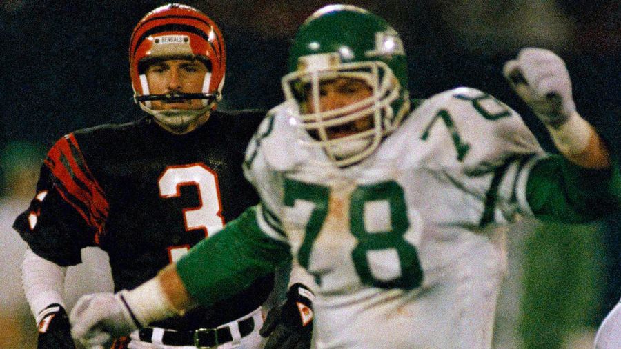 Son Of Former NFL Defensive Lineman Charged With Killing Parents In Minnesota Home