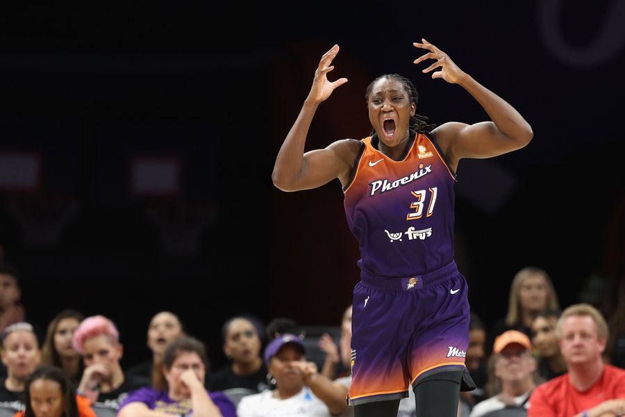 Tina Charles hops from superteam to superteam in midseason