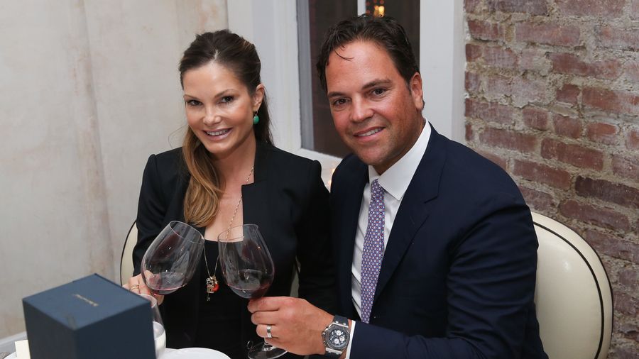 The Real Star Of Mike Piazza&#39;s Doomed Foray Into Italian Soccer Is His Wife