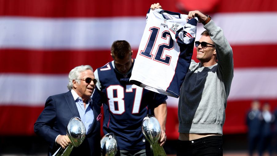 <i>SI</i> Uncovers The Brady Jersey Thief’s Ebay Feedback Page