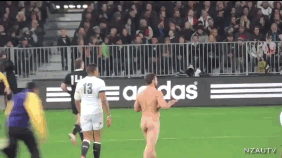 Streaker Absolutely Destroyed By Security At All Blacks-England Match