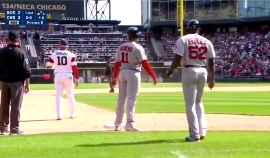 White Sox Make Circus Out Of Red Sox Baserunning Error