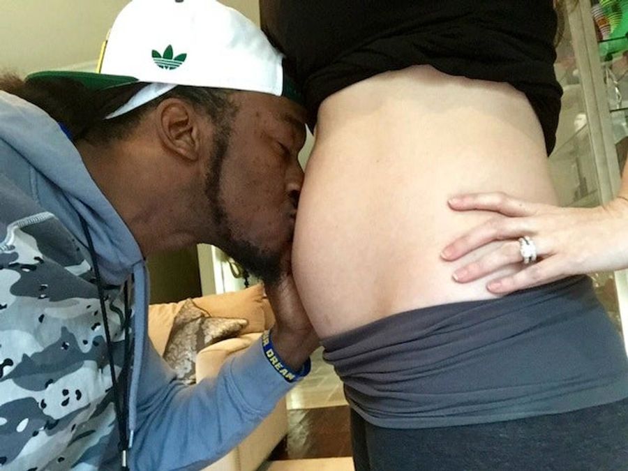 RGIII Is Not Kissing A Butt In This Picture, Believe It Or Butt