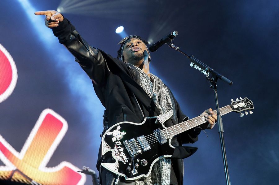 <i>Black Messiah </i>Transcends The Cult Of D'Angelo, But Just Barely