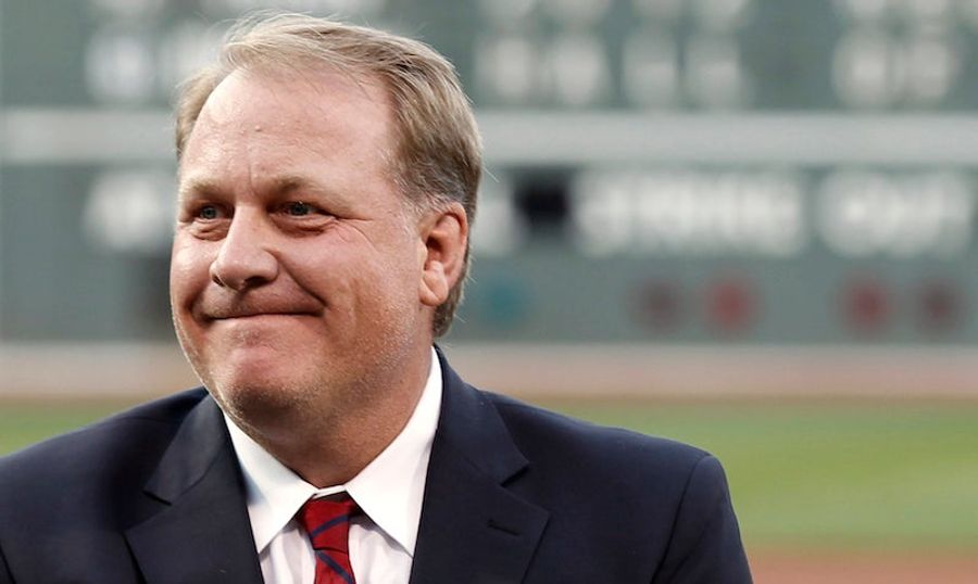 Curt Schilling Contributed To Ben Carson Campaign, Joked About Being Fired From ESPN On Donation Form