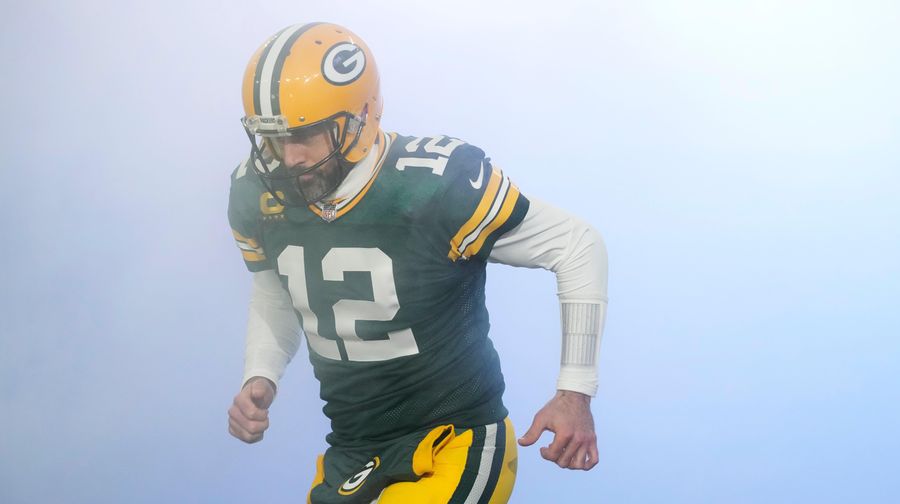 What happens when Aaron Rodgers emerges and Derek Carr has stolen the Jets' hearts?