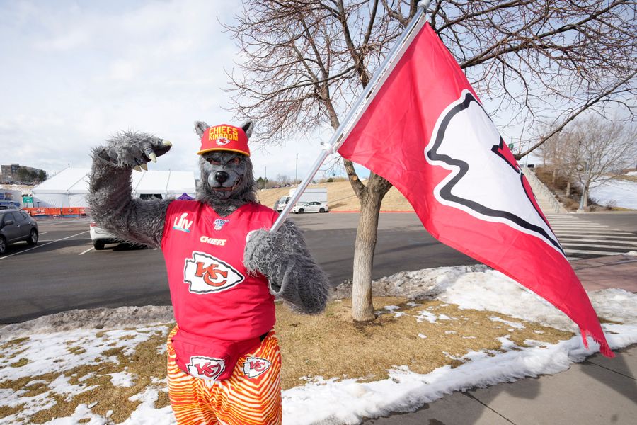 Chiefs superfan accused of bank robbery is on the run after removing ankle monitor