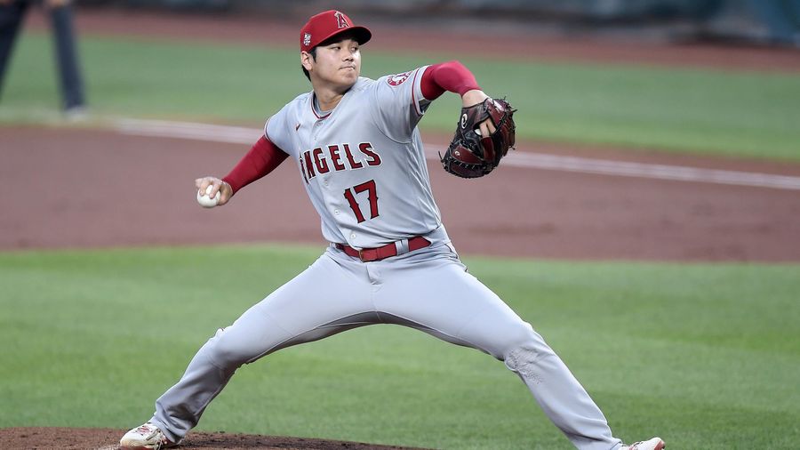 Yes, a pitcher can be the best player in baseball, especially if he also hits 40 HRs