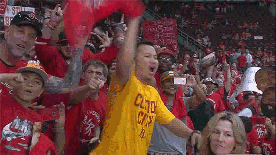 This Woman Has <i>Had It</i> With Towel Guy