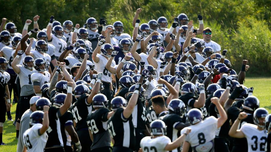 Senators Murphy and Sanders introduce College Athlete Right to Organize Act