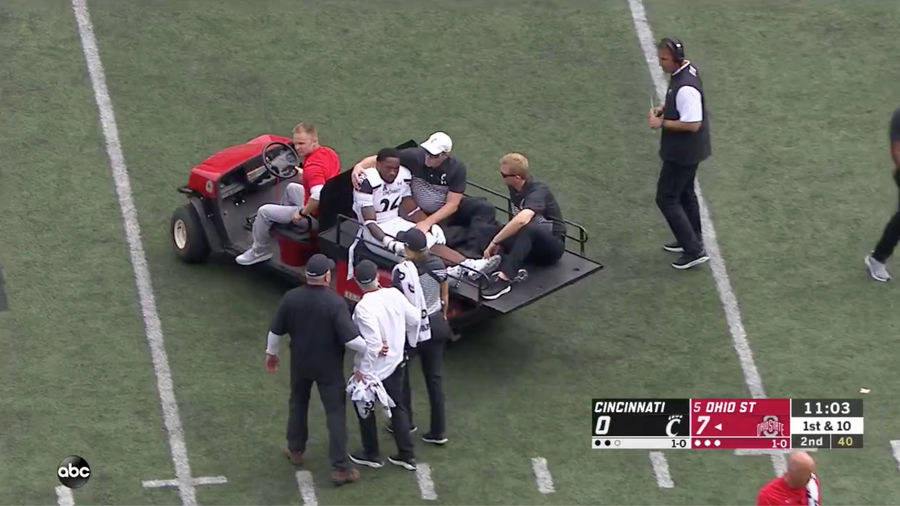 Cincinnati Safety Kyriq McDonald Collapses And Convulses On Field [Updates]