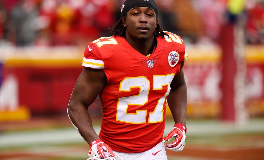 Sportswriters Are Too Outraged By Kareem Hunt To Bother To Learn What Domestic Violence Is<em></em>