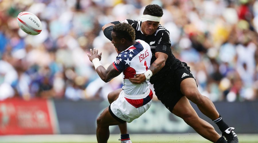 Fastest Rugby Player In The World Gets Absolutely Lit Up By New Zealander