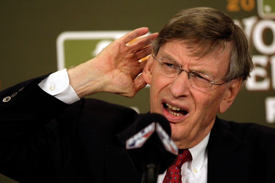 This Strange Column About Bud Selig And Drugs Is Extremely Confusing