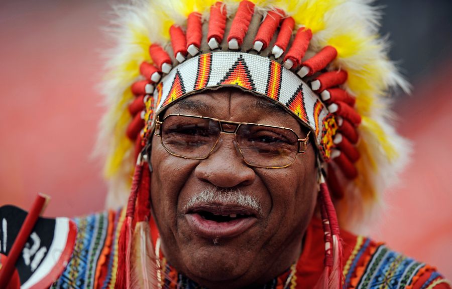 Chief Zee, Washington's Naive, Aggressively Racist Mascot, Is Dead