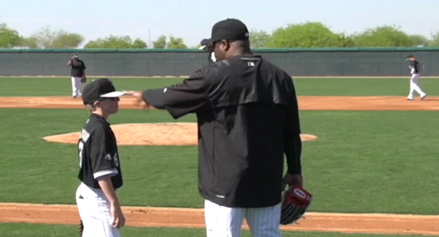 Bo Jackson Had To Explain Who He Was To This Dumb Child