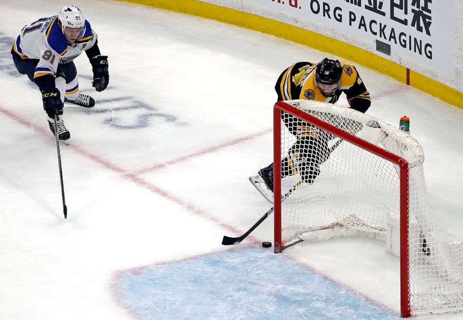 An Empty Net Made Back-To-Back Saves On Chris Wagner