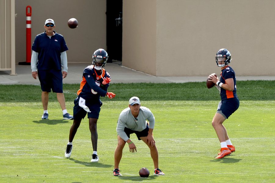 Hey look, it’s the first QB controversy of summer