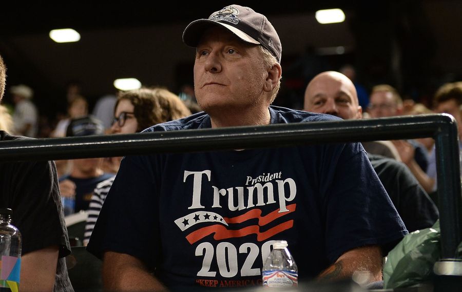 Curt Schilling Delusional Enough To Think He Could Be A Baseball Manager, According To His "Friends"