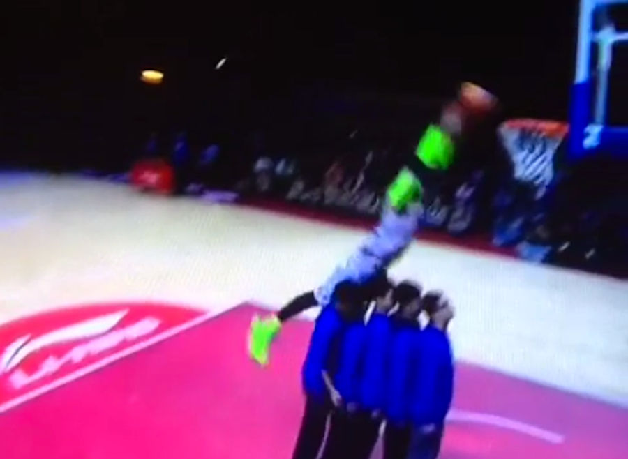 Chinese Dunk Contest Features Terrible, Hilarious Dunk