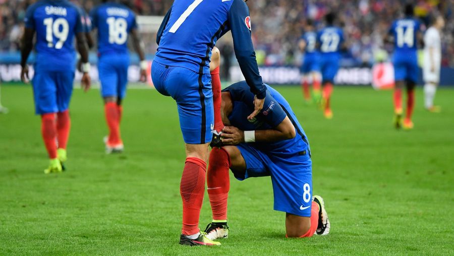 Popular Soccer Stats Twitter Account Tweets A Butthole Instead Of Soccer Stats [NSFW]