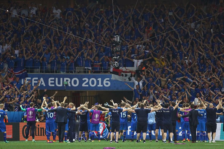 Iceland&#39;s Slow Clap Is The Best Thing At Euro 2016