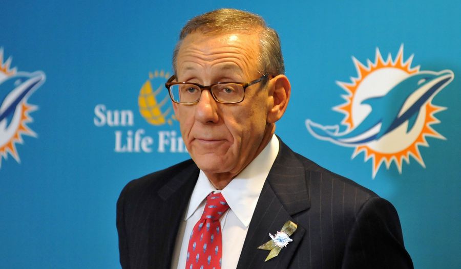 Dolphins Owner Says All His Players Will Stand For The Anthem In 2018, Regrets It By The Next Day