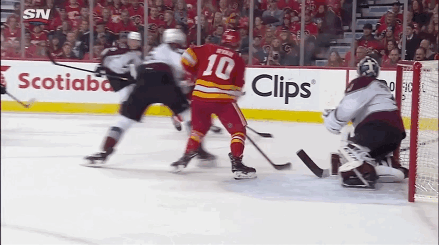Calgary's Andrew Mangiapane Didn't Have To Embarrass Philipp Grubauer Like That