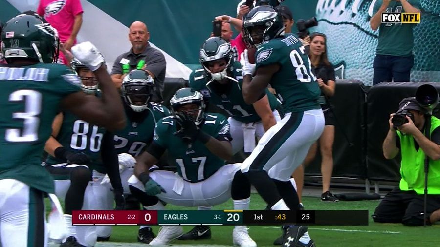 The Eagles Pulled Off A Ridiculously Elaborate Baseball-Themed TD Celebration