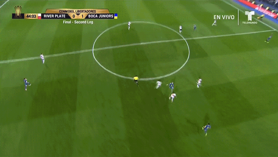 Boca Juniors Take Copa Libertadores Lead Via This Absolutely Gorgeous Nahitan Nández <em></em>Pass