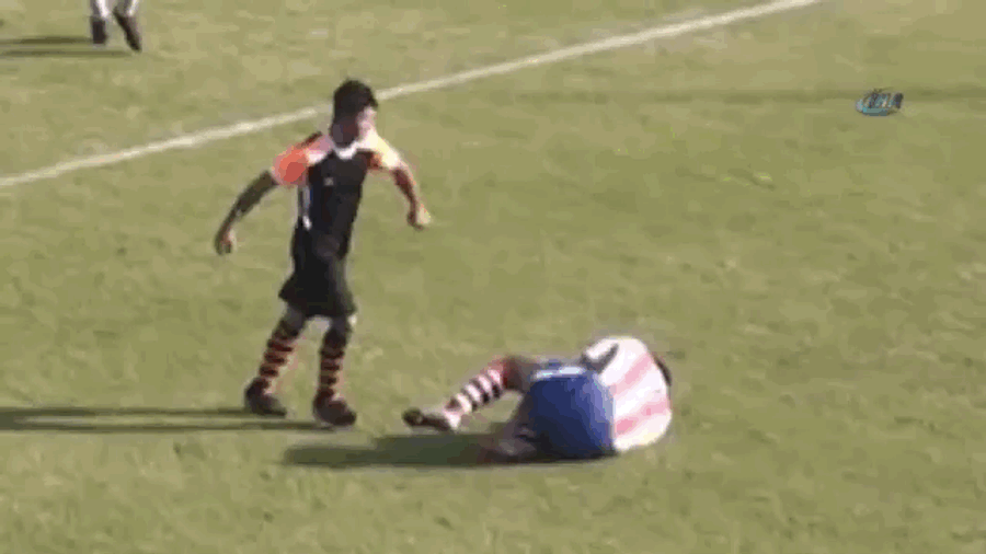 Bad Soccer Man Savagely Kicks Opponent Straight In The Face